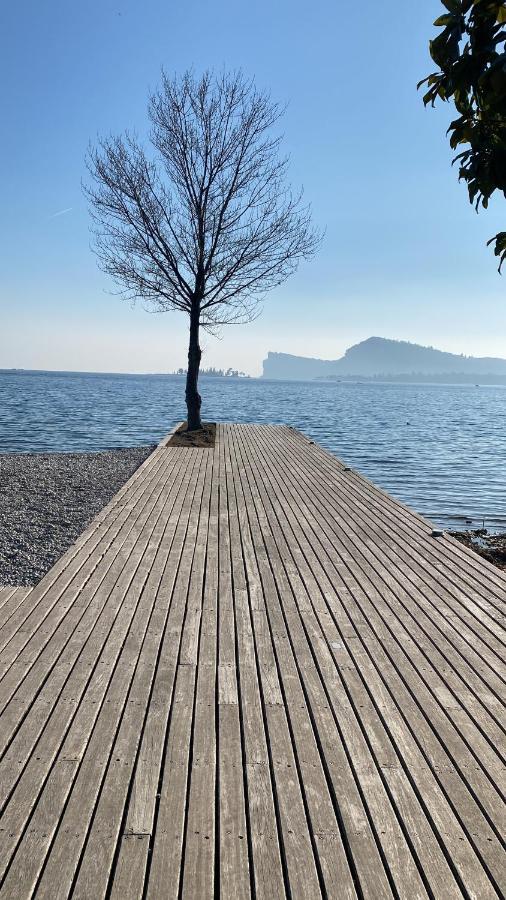 Casa Vacanze Gardiolina San Felice del Benaco Esterno foto