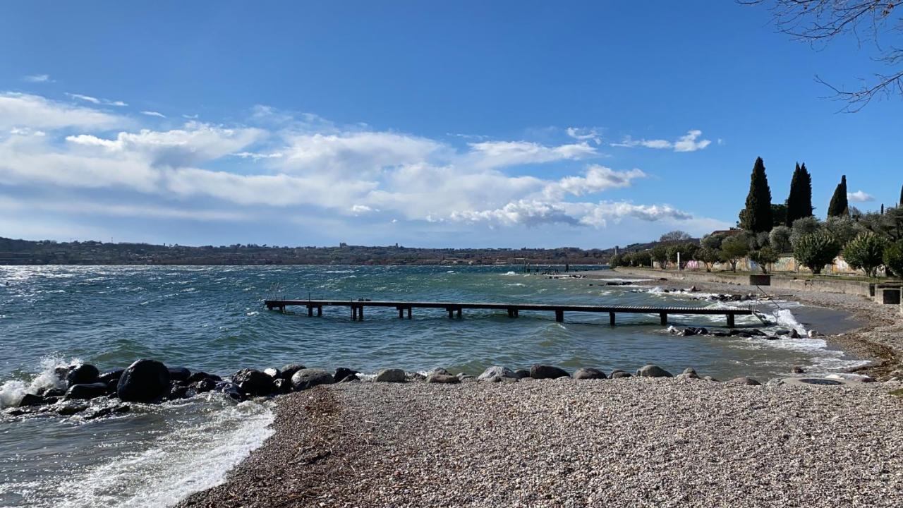 Casa Vacanze Gardiolina San Felice del Benaco Esterno foto