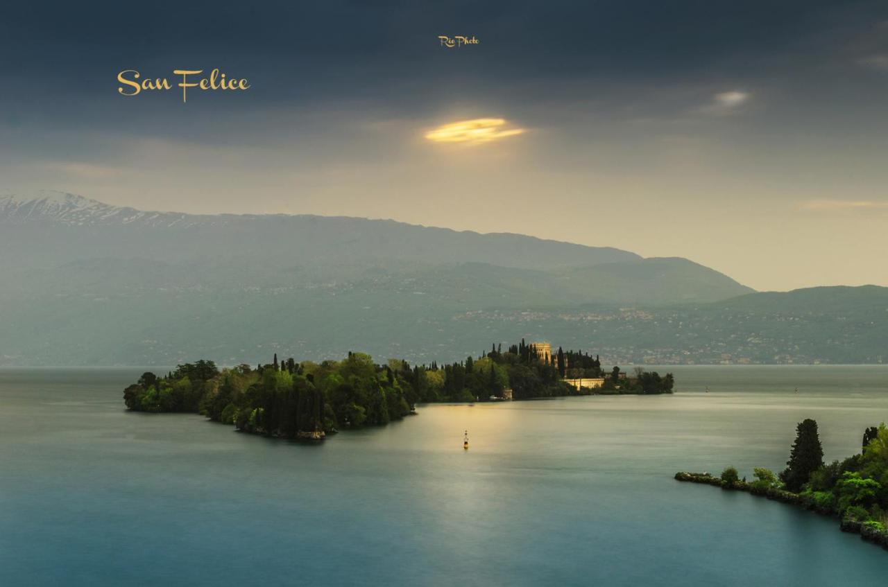 Casa Vacanze Gardiolina San Felice del Benaco Esterno foto